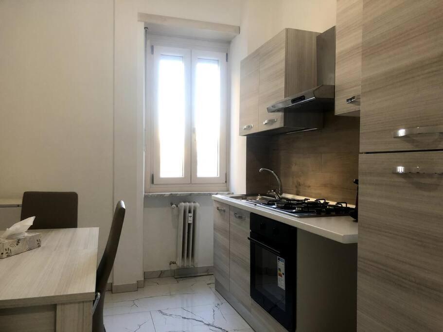 Casa Martina Pronta Per Te, Con Due Stanze Da Letto! Apartment Turin Exterior photo
